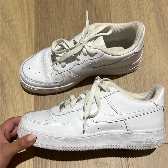 Nike White Air Force 1 Sneakers - Picture 4 of 4